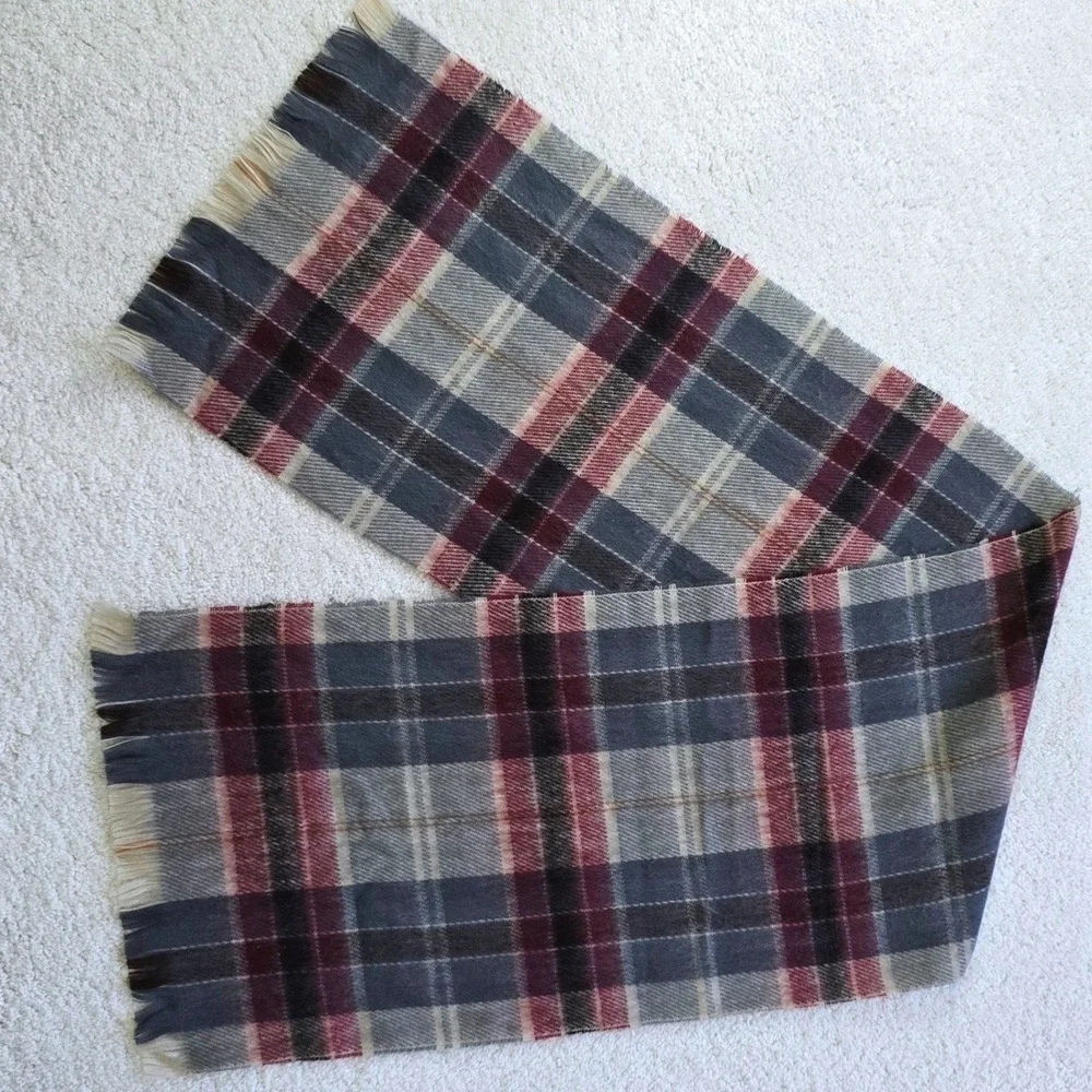 Vintage Men's Plaid Scarf Burgundy Gray Navy Fringe 1970s Winter Warm Tartan GVC